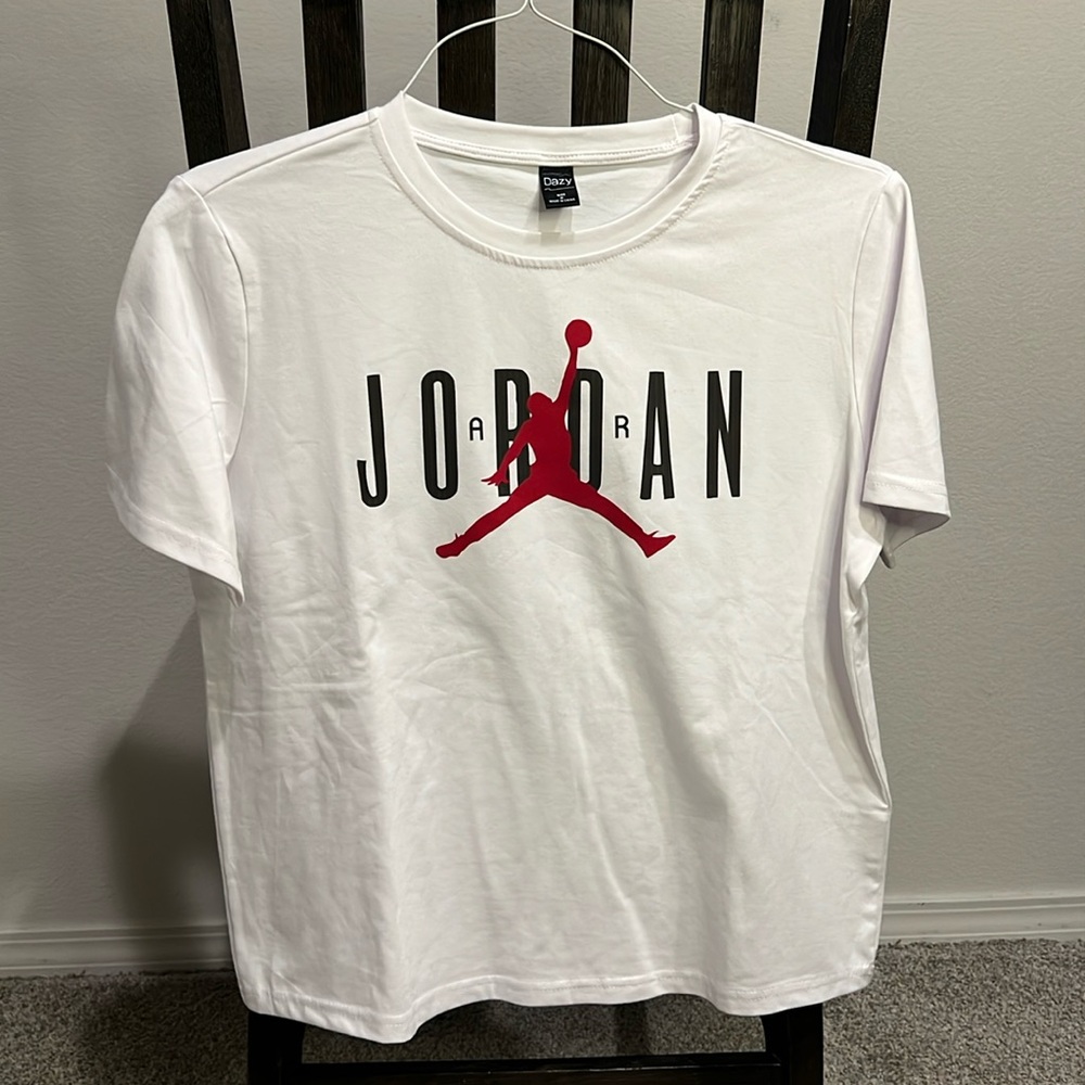 White short sleeve T Jordan air with graphic